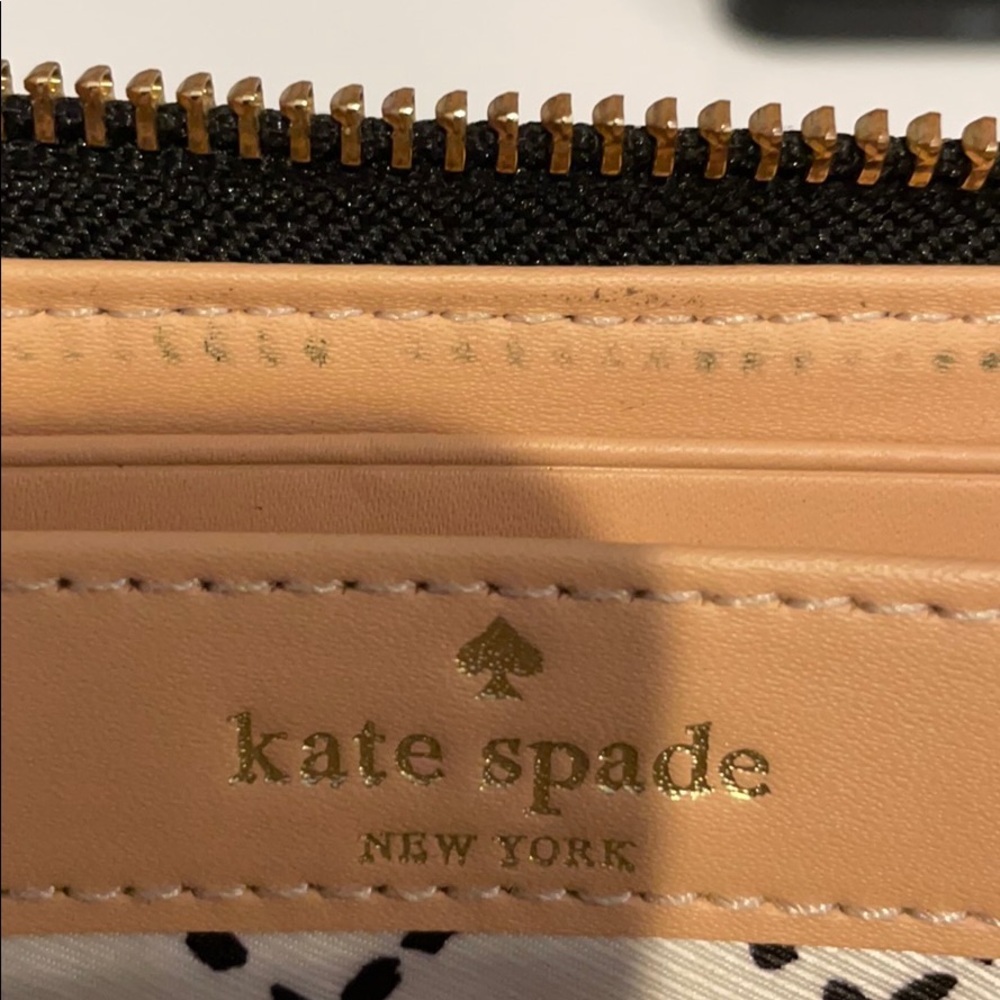 Kate Spade Wallet - Picture 4 of 4